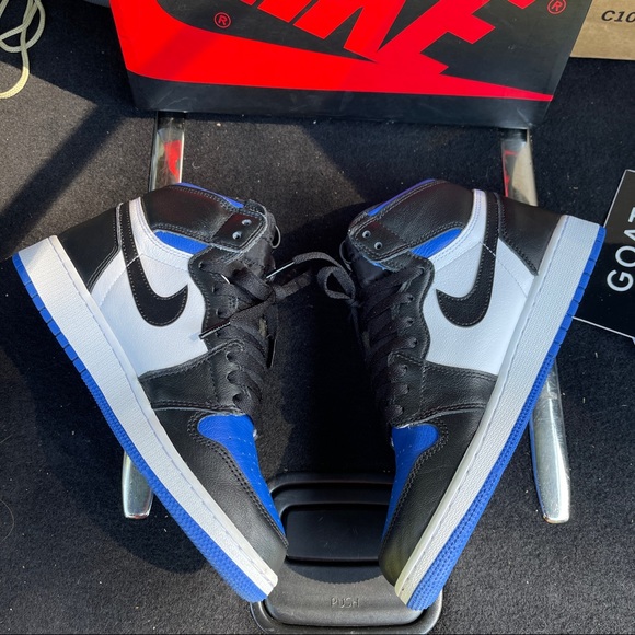 Jordan 1 Royal Toe - Picture 8 of 11